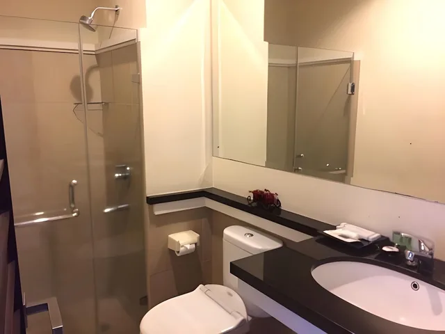 غرفة ديلوكس بسريرين منفصلين، Arimbi Pejaten Suites 8/8