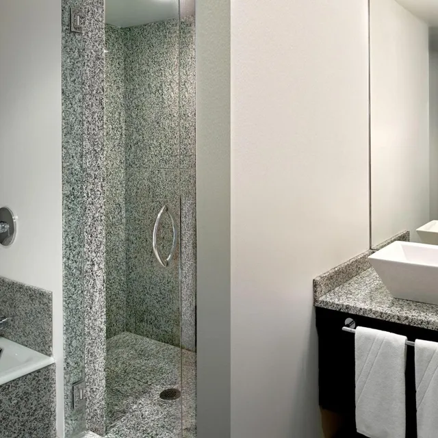 Cool, Guest Room, King Bed, Corner، W BOSTON 7/7