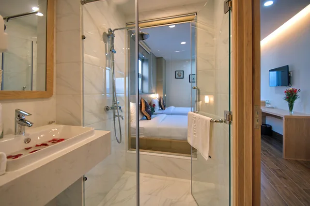 Senior, Twin Beds, Sea View, Balcony, Gibson Hotel Nha Trang 10/10