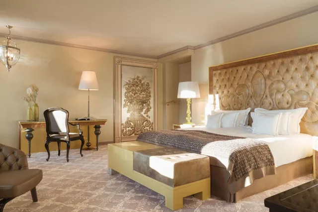 جناح جونيور كبير بإطلالة على البحيرة، Carlton Hotel St Moritz 5/9