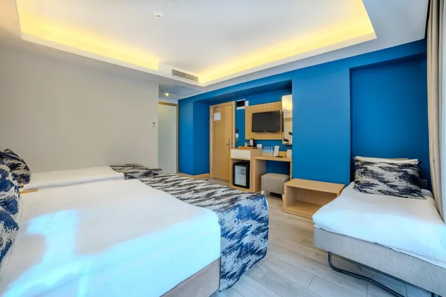 غرفة متصلة عائلية بسريرين كوين وسريرين منفصلين، Downtown Sirkeci Hotel 2/10
