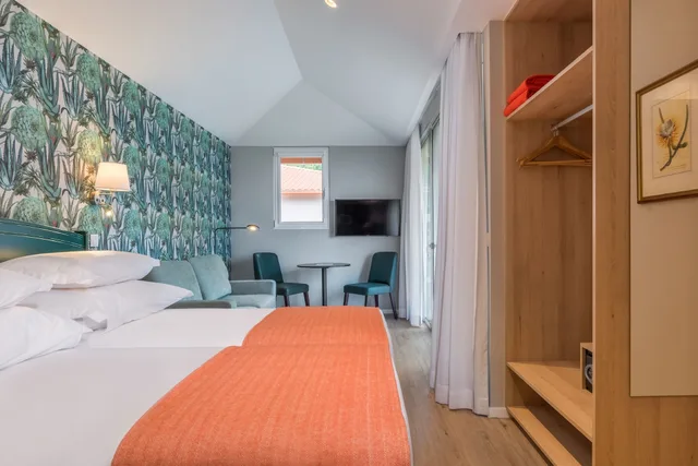 Studio, Double Bed, Lateral Side Sea View, Sofa، Pestana Quinta Do Arco 5/10