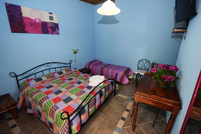 1 Bedroom, Standard, Triple, 1 Single and 2 Double Beds, Garden View، B&B Giucalem - La Casa Negli Orti 6/10