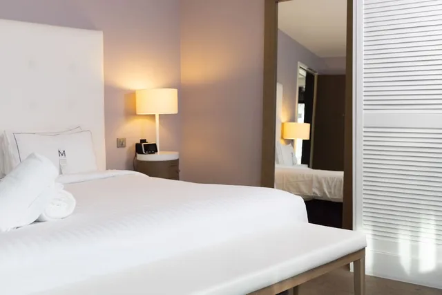 غرفة بزنس بسرير مزدوج بإطلالة على الحديقة، Relais Thalasso Baie De La Baule Chateau Des Tourelles 1/2