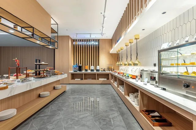 Holiday Inn Express Qinhuangdao Haigang By IHG، تشنهوانغداو 27/36