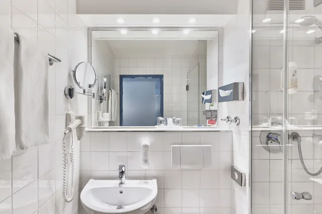 غرفة كومفورت بسريرين منفصلين، Sunday Hotel Frankfurt Airport 10/10