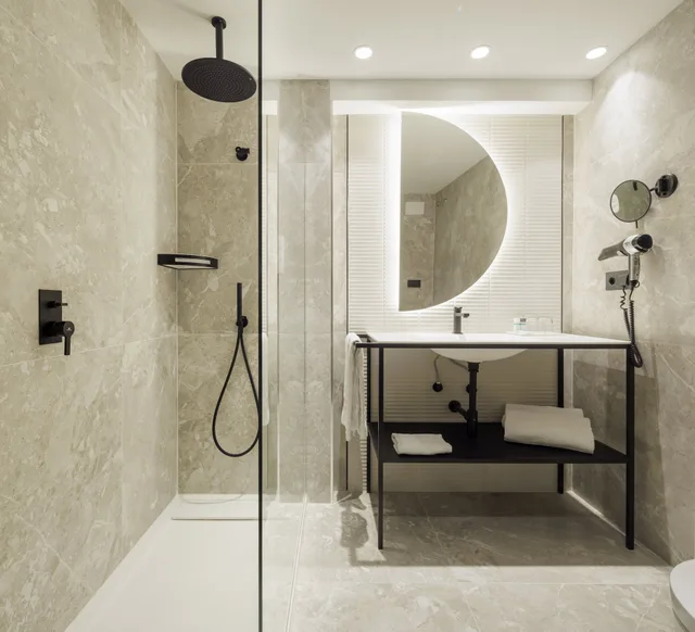 جناح جونيور بسريرين منفصلين بشرفة، Hotel Ilunion San Sebastian 5/5
