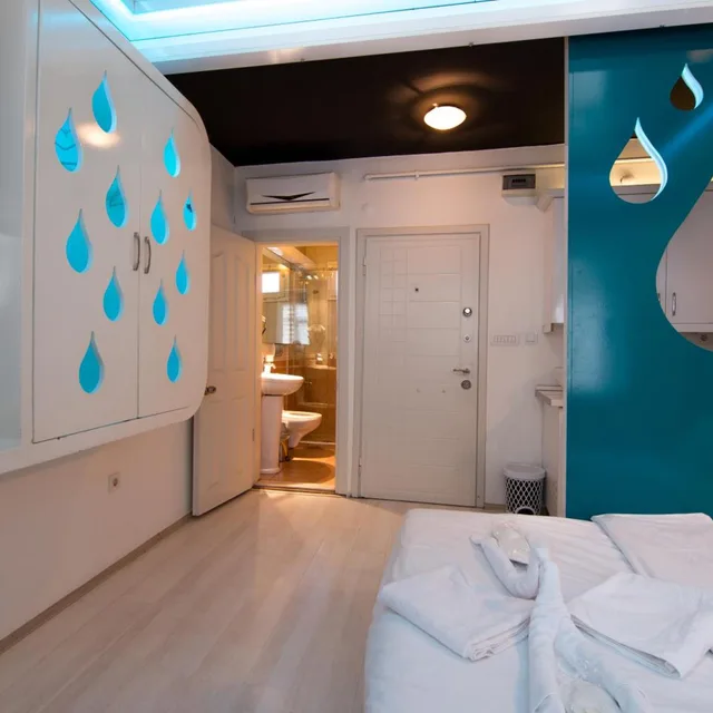 جناح، Element Suites 5/10