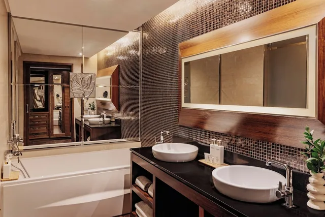 Deluxe, Sea Front، Gran Melia Palacio de Isora 8/10
