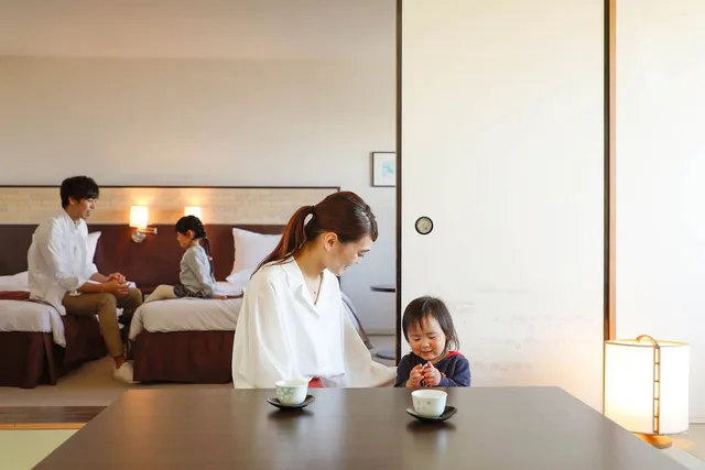 Japanese Western, Twin Beds, 3 Futon Beds, Ocean View, Main Building, Seaside Hotel Maiko Villa Kobe 7/8