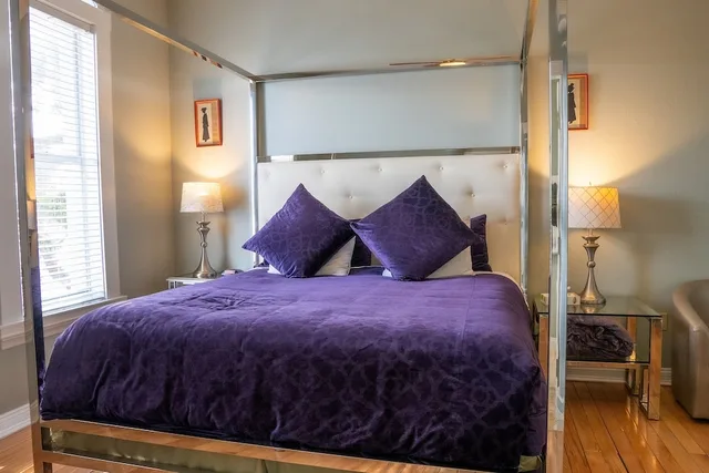 Style, Modern, Premium, King Bed, Oak Tree Hotel 3/8