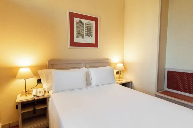 Economy, Double Bed, Sunotel Junior Hotel 2/6