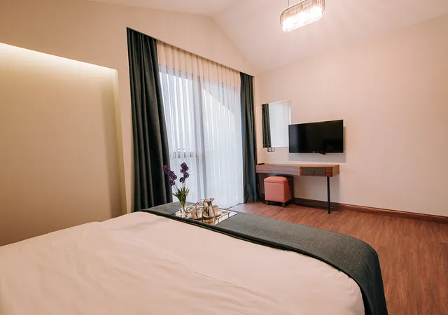 Roof, Suite, Hot Tub, Balcony، Peerless Villas Hotel 1/2