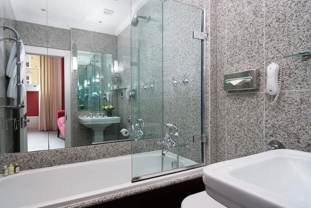 غرفة تنفيذية بسرير كينج، The Pelham London- Starhotels Collezione 6/6