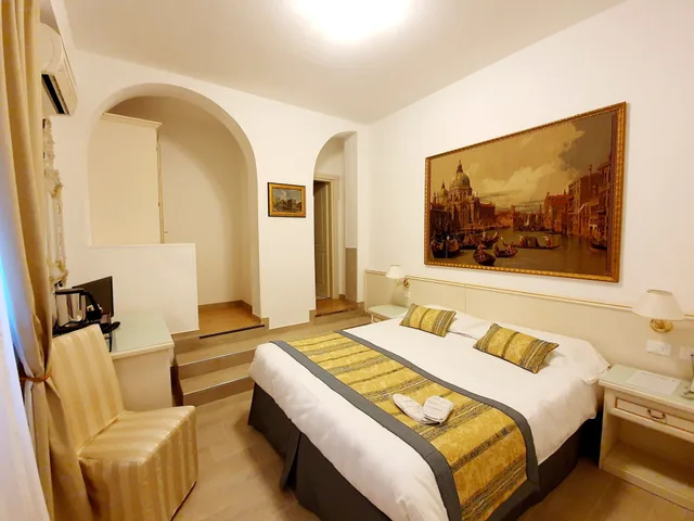 غرفة كلاسيكية مفردة بسرير مزدوج، Corte dei Greci 3/7
