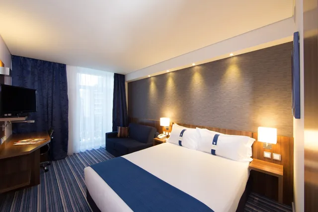 غرفة قياسية بسرير مزدوج، Holiday Inn Express LISBON - AV. LIBERDADE 1/5