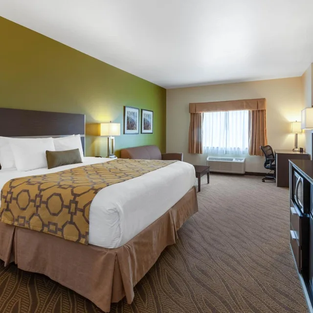 Family, Studio, Suite, 2 Double Beds, King Bed, Xl، Baymont by Wyndham Beulah 1/14