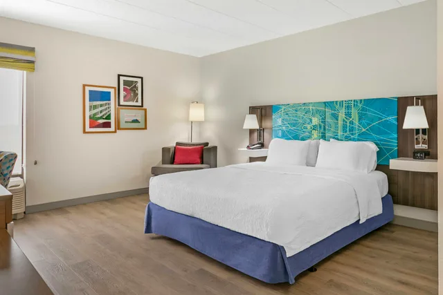 غرفة بسرير كينج لذوي الإعاقة، Hampton Inn Richmond 2/4