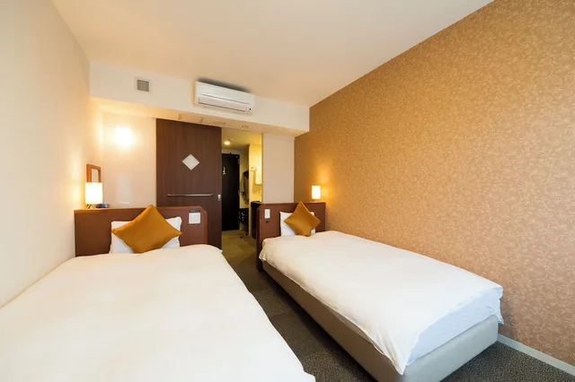 Moderate, Twin Beds، Dormy Inn Premium Wakayama 2/8