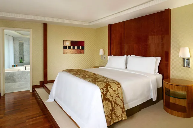 جناح بسرير كينج، The Park Tower Knightsbridge, a Luxury Collection Hotel, London 4/7
