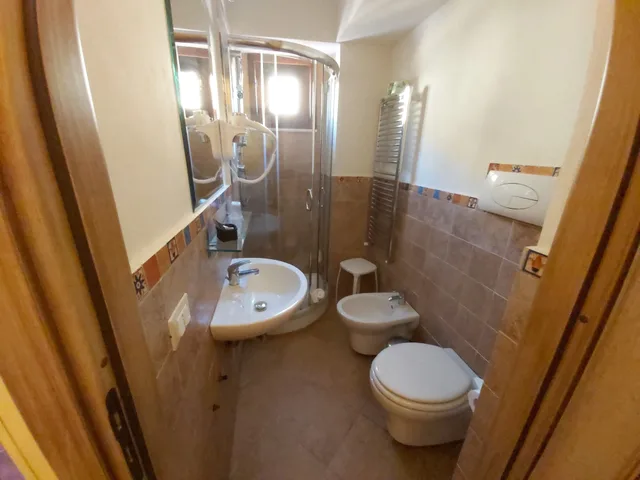 غرفة رباعية بسرير كوين وسريرين منفصلين، Agriturismo Passo Dei Briganti 4/4