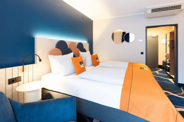 غرفة قياسية بسرير مزدوج أو سريرين منفصلين، Holiday Inn - The Niu, Stream Monchengladbach 1/10