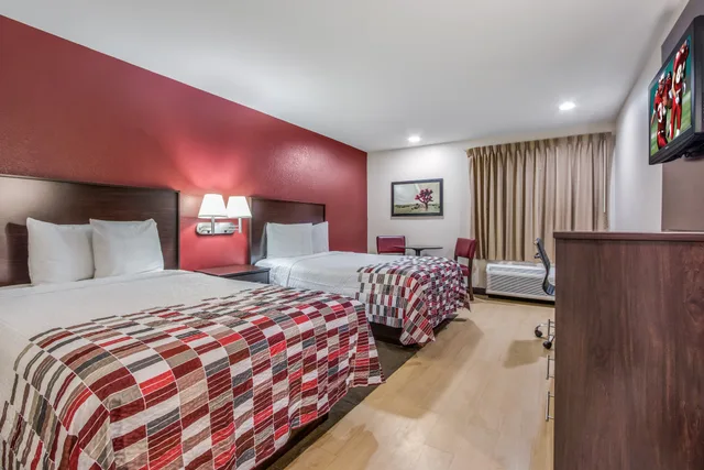 غرفة بسريرين، Red Roof Inn Phoenix North - I-17 at Bell Rd 1/4