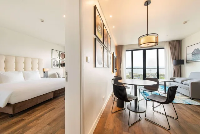 جناح رئاسي، Hotel Soleil Ha Long, Trademark Collection by Wyndham 3/3