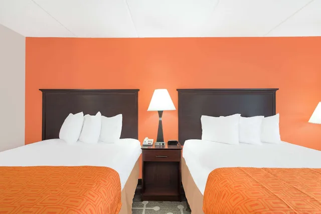 غرفة بسريرين كوين، Howard Johnson by Wyndham Saugerties, NY 3/6