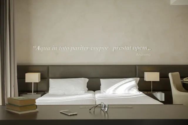 Suite, King Bed, Hotel Majestic Galzignano 2/2