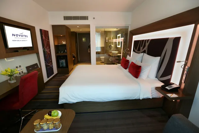 غرفة قياسية بسرير كينج، Novotel New Delhi Aerocity 8/10