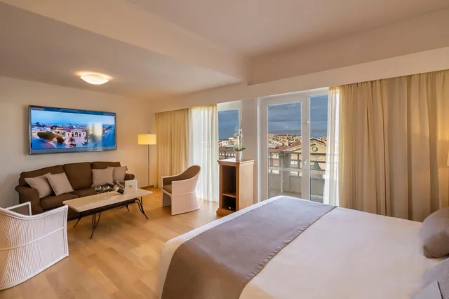 Executive, Suite, Town Old View، Kydon The Heart City Hotel 4/8
