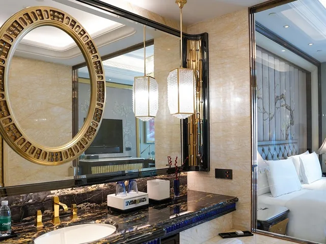 Hollywood, Deluxe, Twin Beds، Wanda Reign Wuhan 5/5