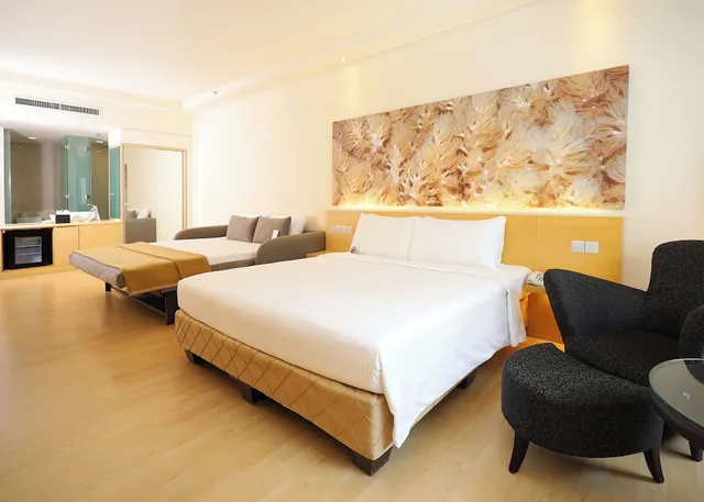 غرفة تنفيذية رباعية بسرير كينج مع أريكة، ANSA Hotel Kuala Lumpur 2/3