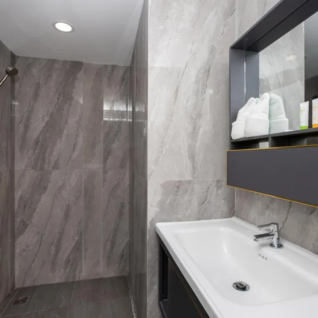 جناح سوبيريور، iCheck Inn Darisa Patong 3/3