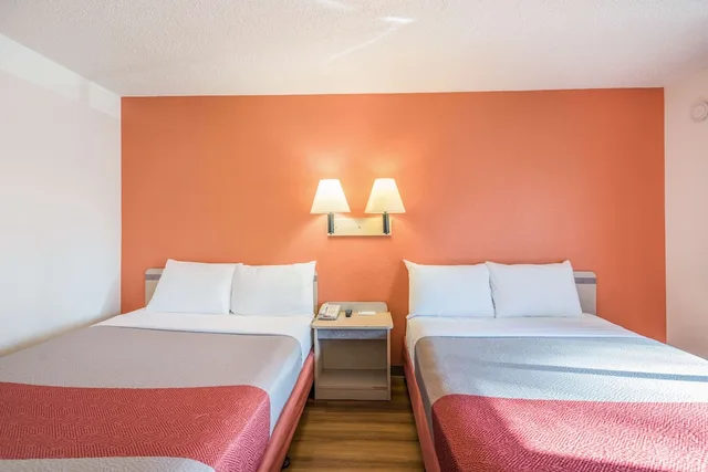 غرفة ديلوكس بسريرين كوين، Motel6 Fairfield, CA - North 5/7