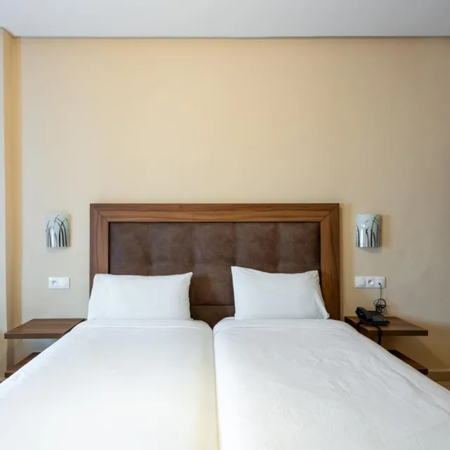 غرفة ثلاثية، Hotel Etoile Du Nord 8/10
