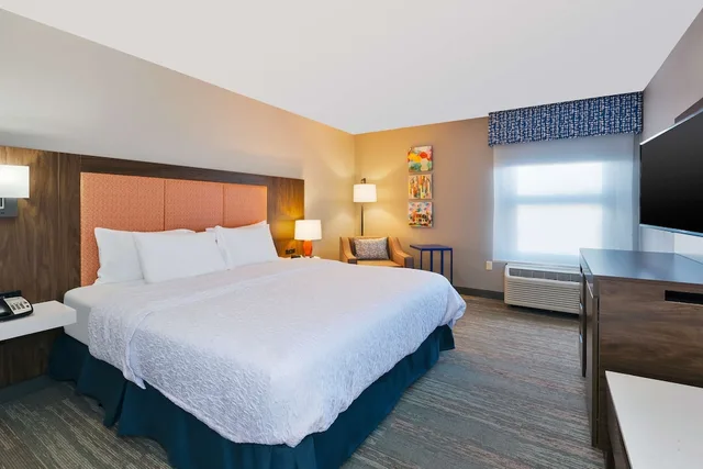 جناح بسرير كينج مع أريكة لذوي الإعاقة، Hampton Inn Princeton 3/10
