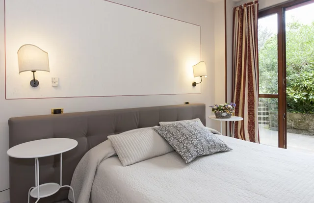 غرفة كلاسيكية بسرير مزدوج بشرفة، Hotel Monti 2/4