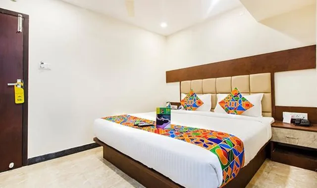 غرفة بريميوم بسرير كوين، Fabhotel Corporate Crown Ii Koramangala 2/3