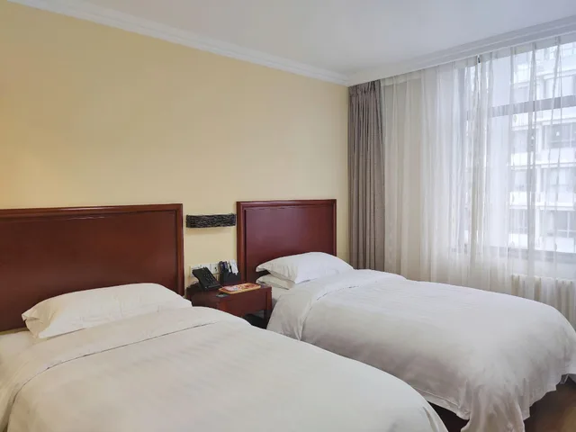 Deluxe, Twin Beds, Greentree Inn Beijing Haidian District Xueqing Road Hotel 1/1