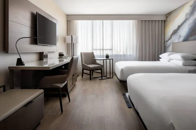 Premium, 2 Queen Beds, Torrance Marriott Redondo Beach 1/2