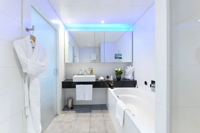 شقة سوبيريور بسرير كينج بغرفة نوم واحدة مع أريكة، Swiss Luxury Apartments 6/7
