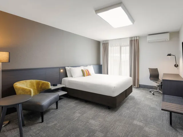 غرفة ديلوكس بسرير مزدوج، Jet Park Hotel Auckland Airport 1/4
