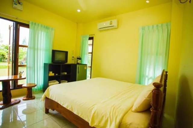غرفة بسريرين منفصلين، Suanluang Garden View Resort 3/5