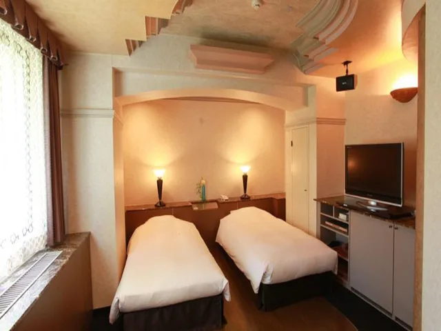 Semi Room, Deluxe, 2 Semi Double Beds, HOTEL SASARINDOU 2/3