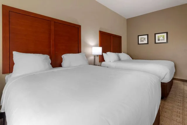 غرفة بسريرين كوين، Comfort Inn & Suites Mankato, MN 2/4