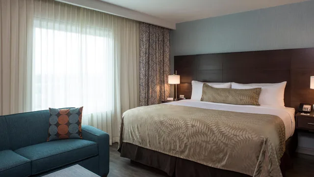 جناح استوديو بإطلالة على المسبح، Staybridge Suites Puebla 1/1
