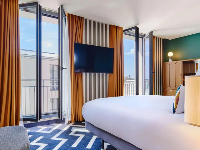 غرفة بسرير كوين، Mercure Paris Butte Montmartre Basilique 2/7