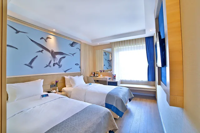 غرفة قياسية بسريرين منفصلين، Ramada by Wyndham Istanbul Old City 4/10